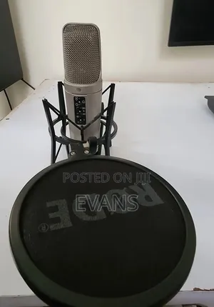 Rode Nt2a Studio Condenser Microphone