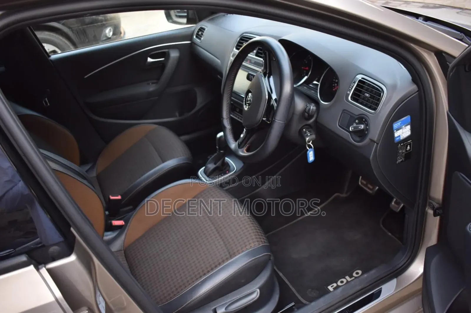 Volkswagen Polo 2018 Gold