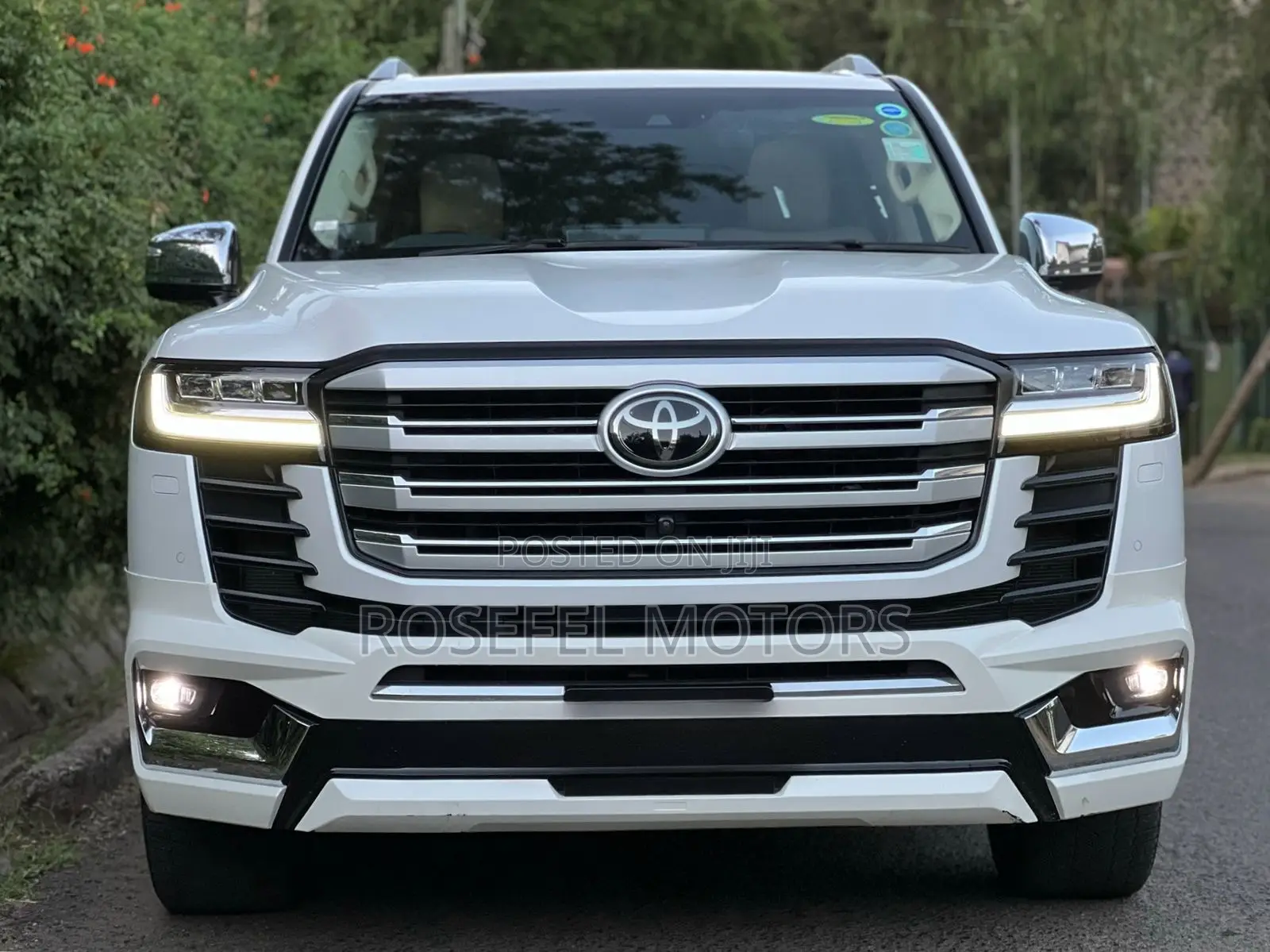 Toyota Land Cruiser 2022 Pearl