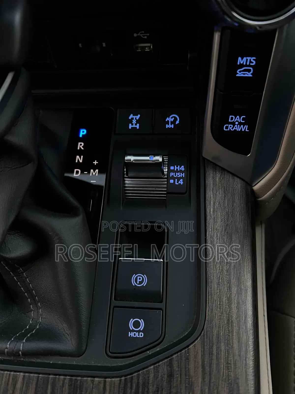 Toyota Land Cruiser 2022 Pearl