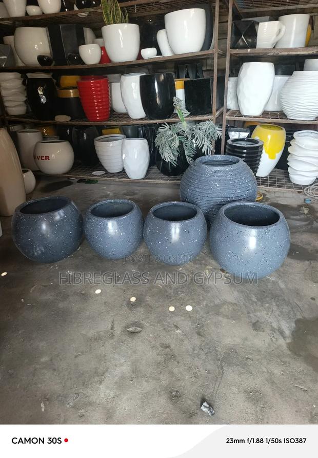 Fibreglass Flower Pots and Planters - thumbnail 2