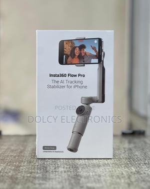 Insta360 Flow Pro Smartphone Gimbal Stabilizer - thumbnail 2