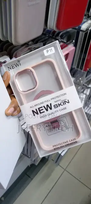 Pink Luxury Electroplate Magsafe Clear Cover for iPhone 11
