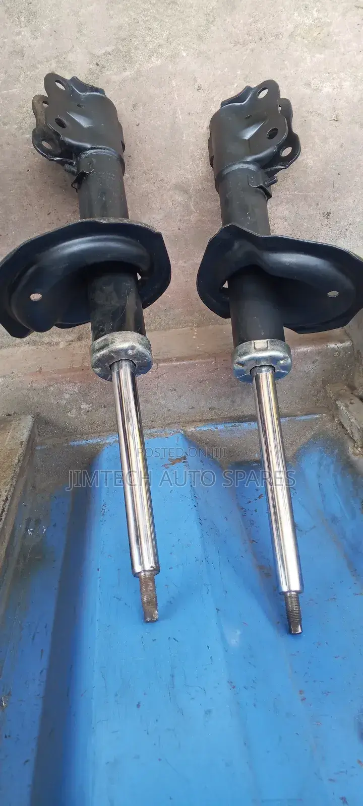 Mitsubishi Galant Front Shocks