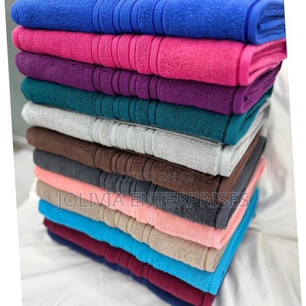 Medium Size Hotel Towels