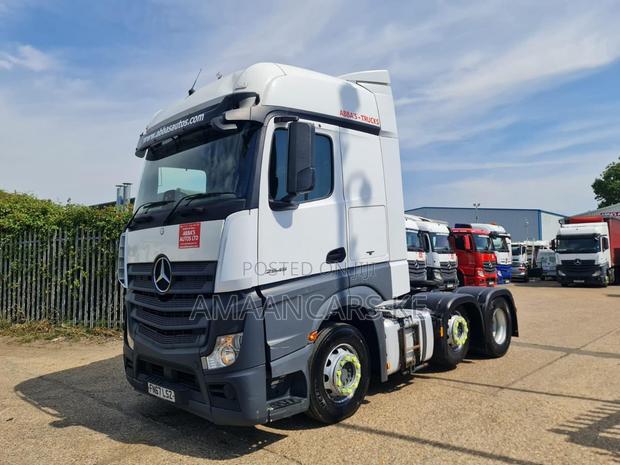 2017 Actros Mp4 2545 - thumbnail 3