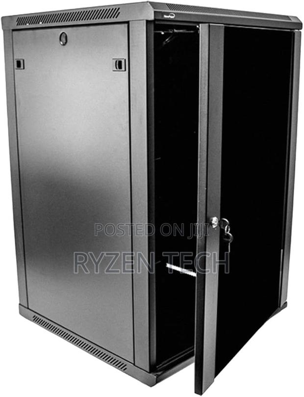18u- 600 *450 Data Cabinet (W600mm X D450mm)