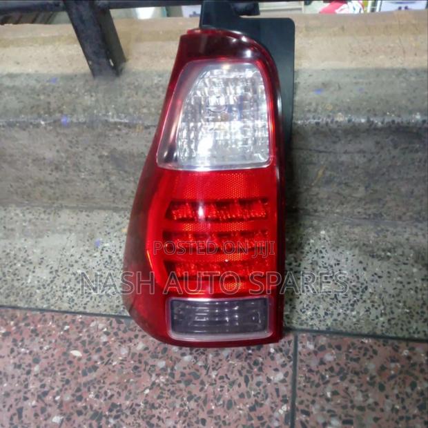 Toyota Surf Tailiight - main view