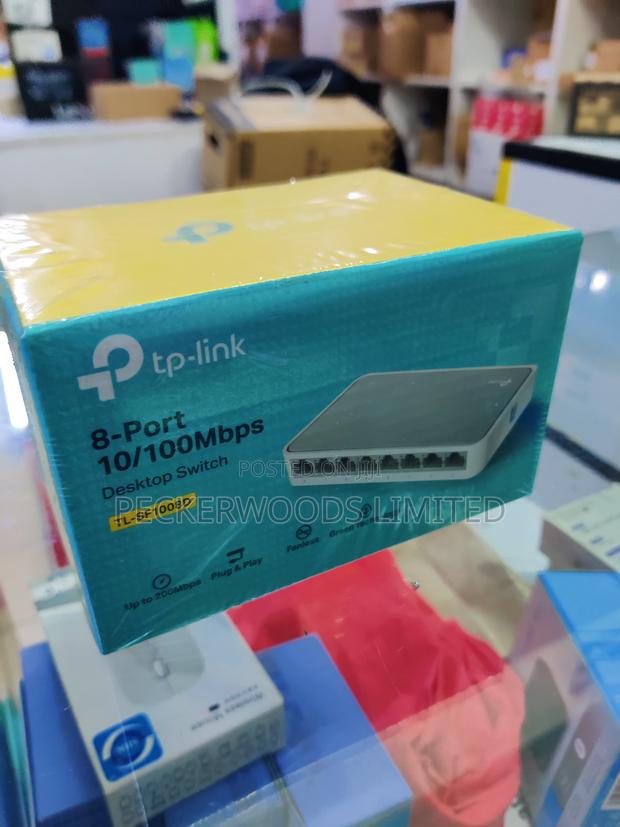 Desktop Design-Fast Ethernet Switch - main view