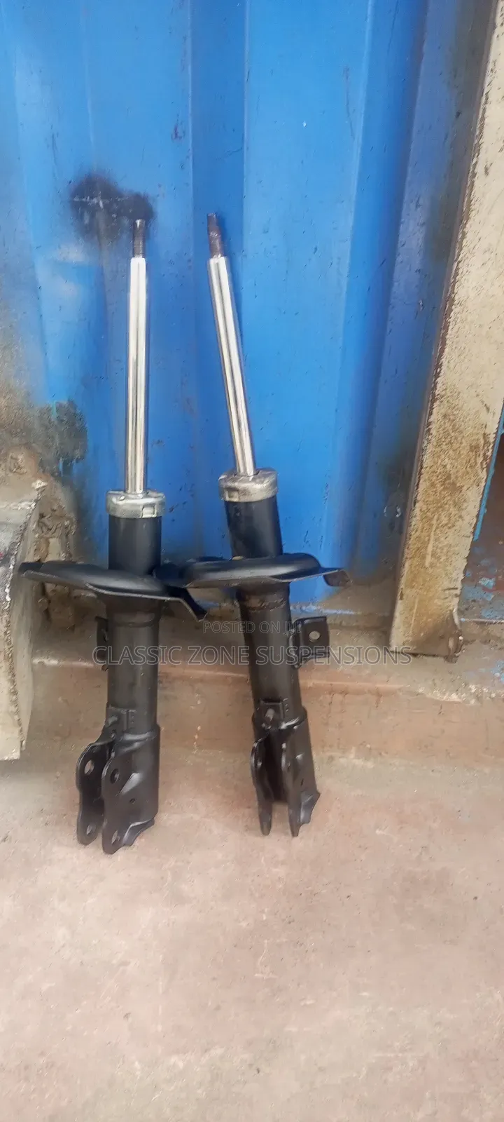 Mitsubishi Outlander Front Shocks