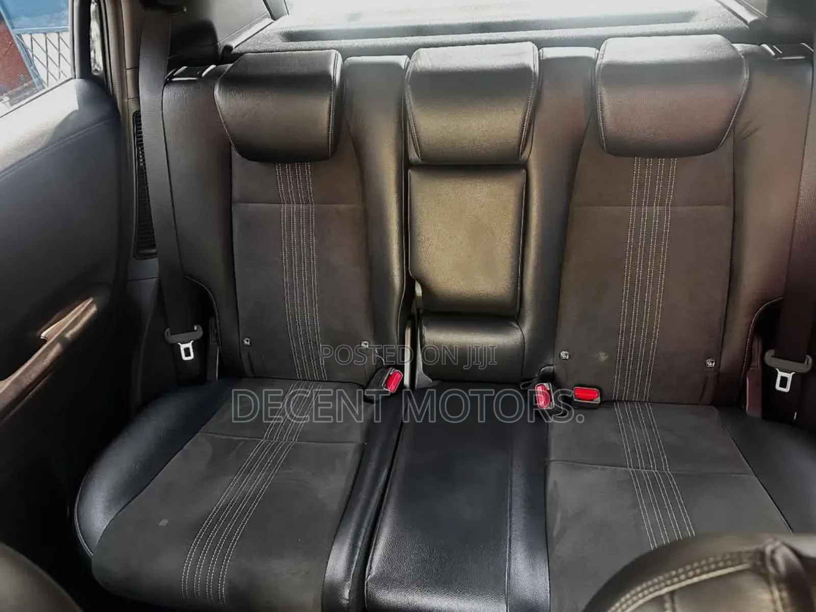 Honda Vezel 1.5 Hybrid 2WD 2019 Black