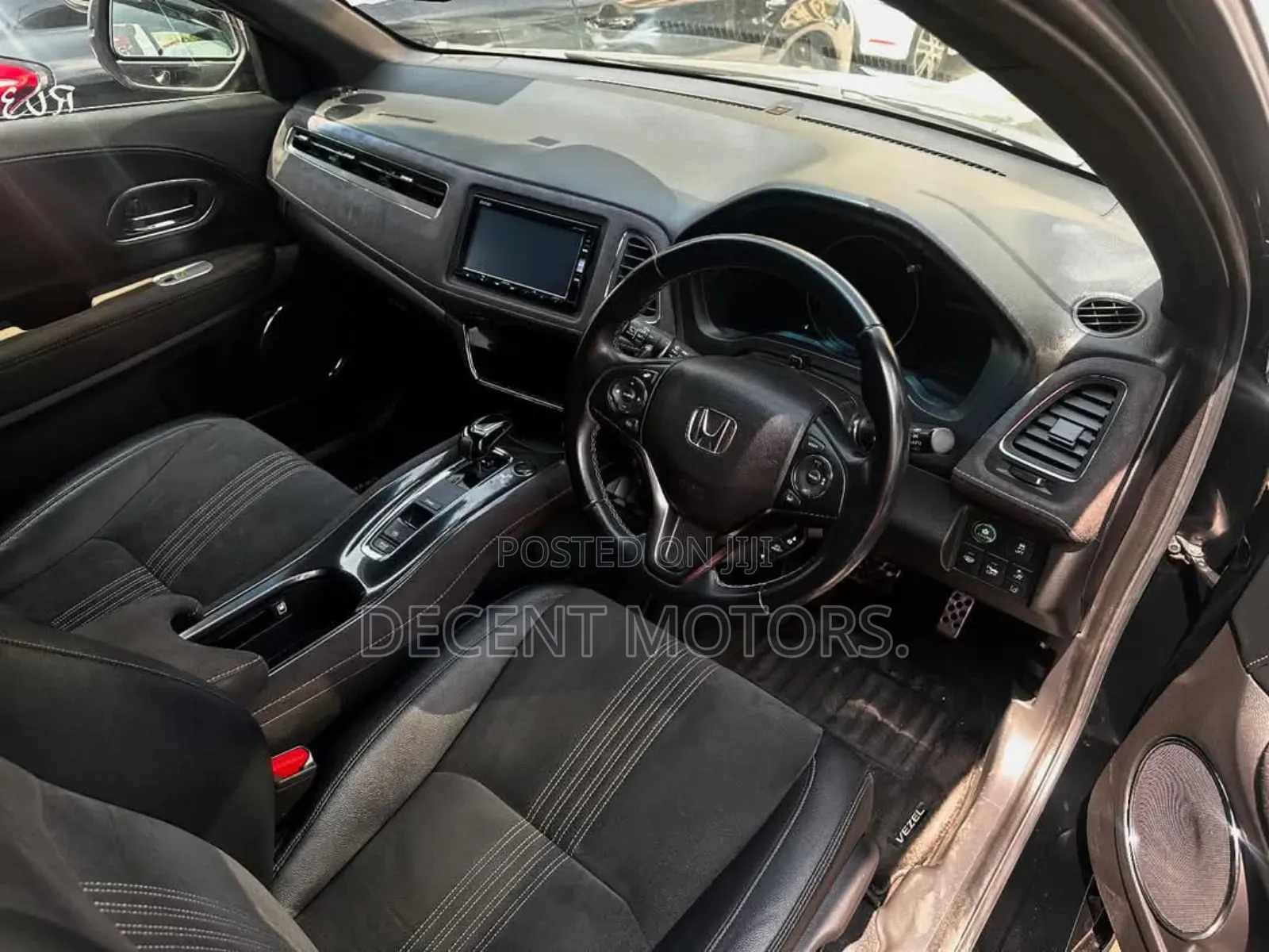 Honda Vezel 1.5 Hybrid 2WD 2019 Black