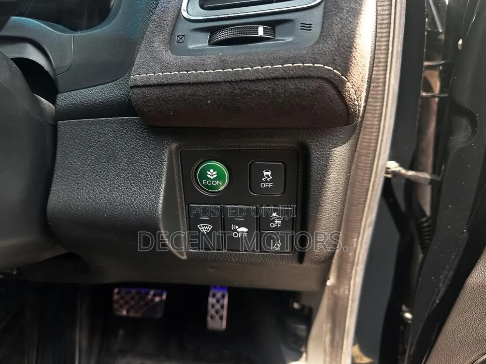 Honda Vezel 1.5 Hybrid 2WD 2019 Black