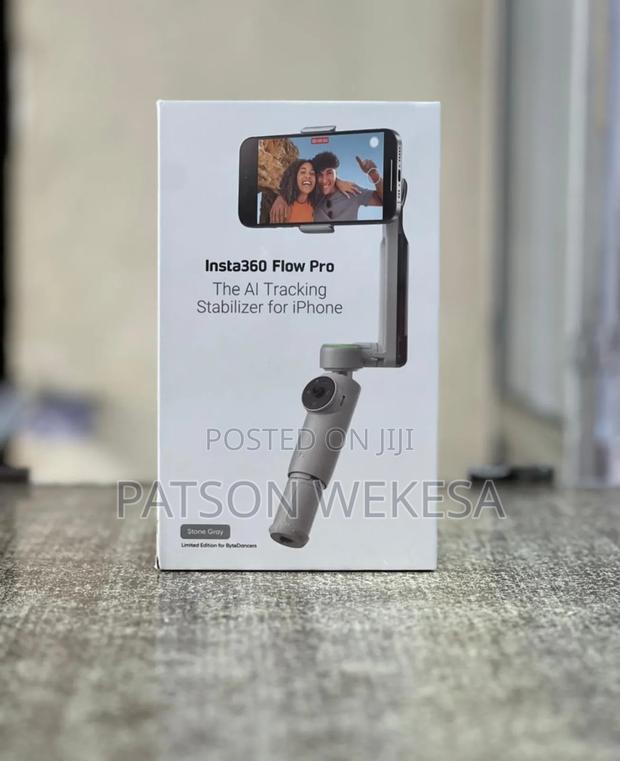 Insta360 Flow Pro