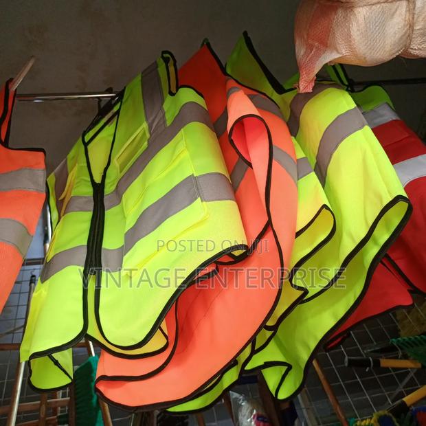 Reflector* Safety Reflector// - main view