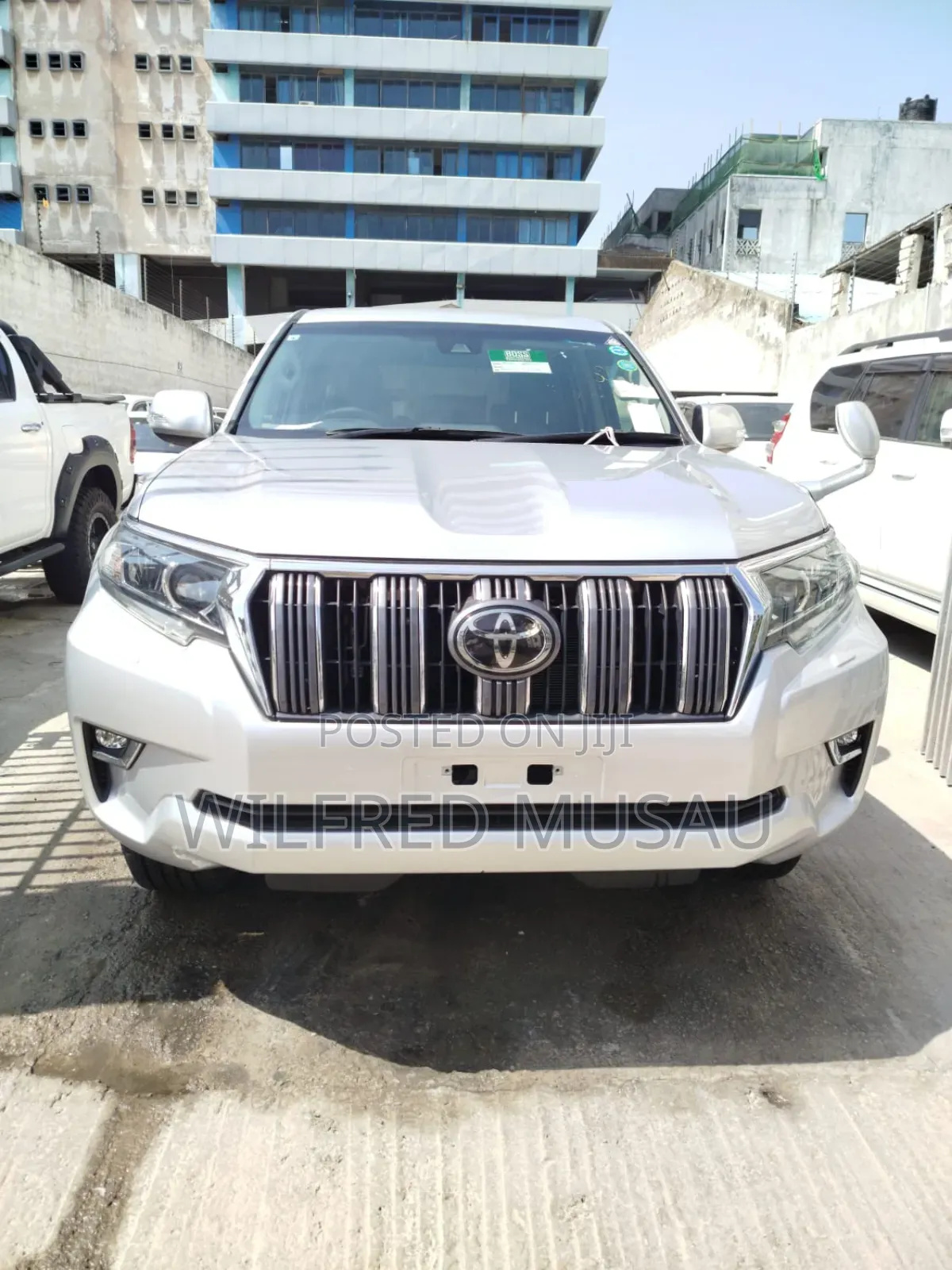 Toyota Land Cruiser Prado 2019 Silver