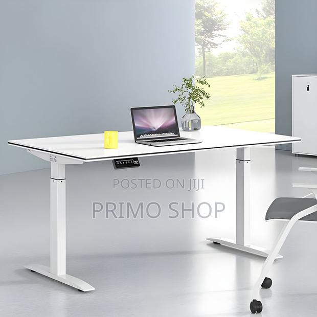Office Tables: Adjustable Standing Desk Shape in Rectangle - thumbnail 3