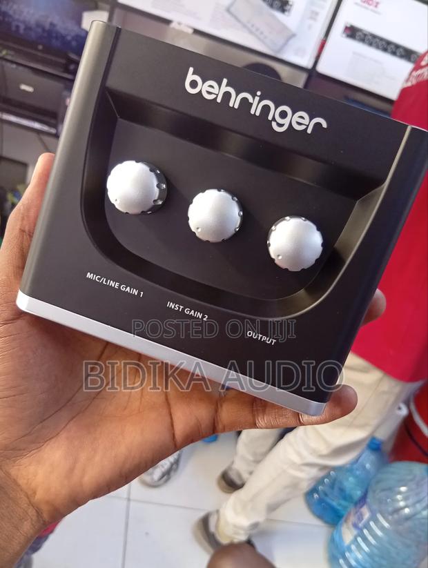 Quality Behringer U-Phoria Um2 Soundcard