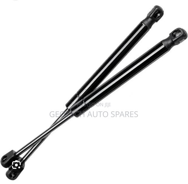 Nissan Wingroad Y11 Boot Shock