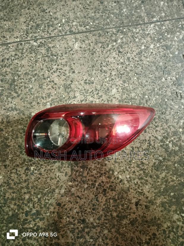 Mazda Axela Station Tailiight