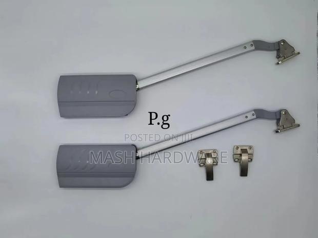 G125 Cabinet Lifts