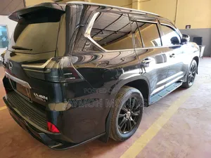 Lexus LX 2018 Black