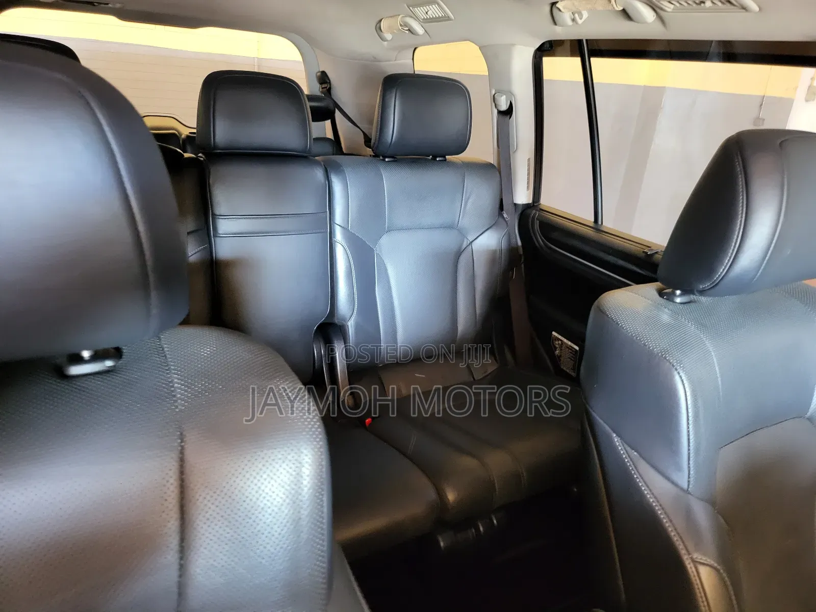 Lexus LX 2018 Black