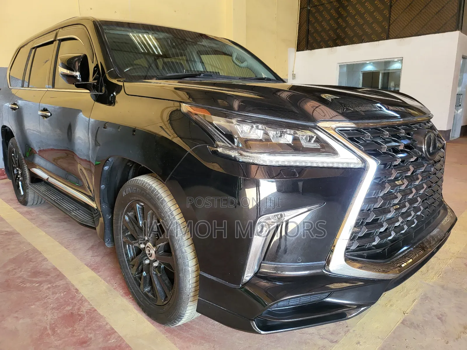 Lexus LX 2018 Black