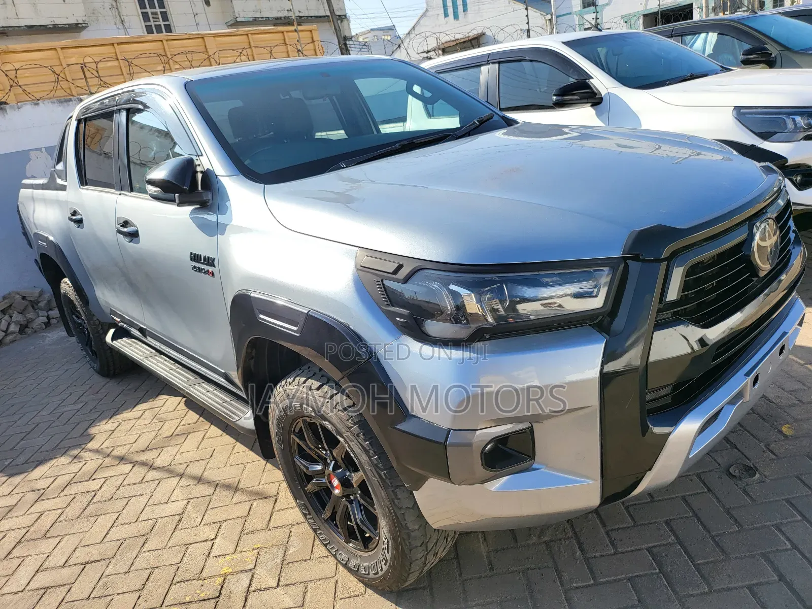Toyota Hilux 2019 Silver
