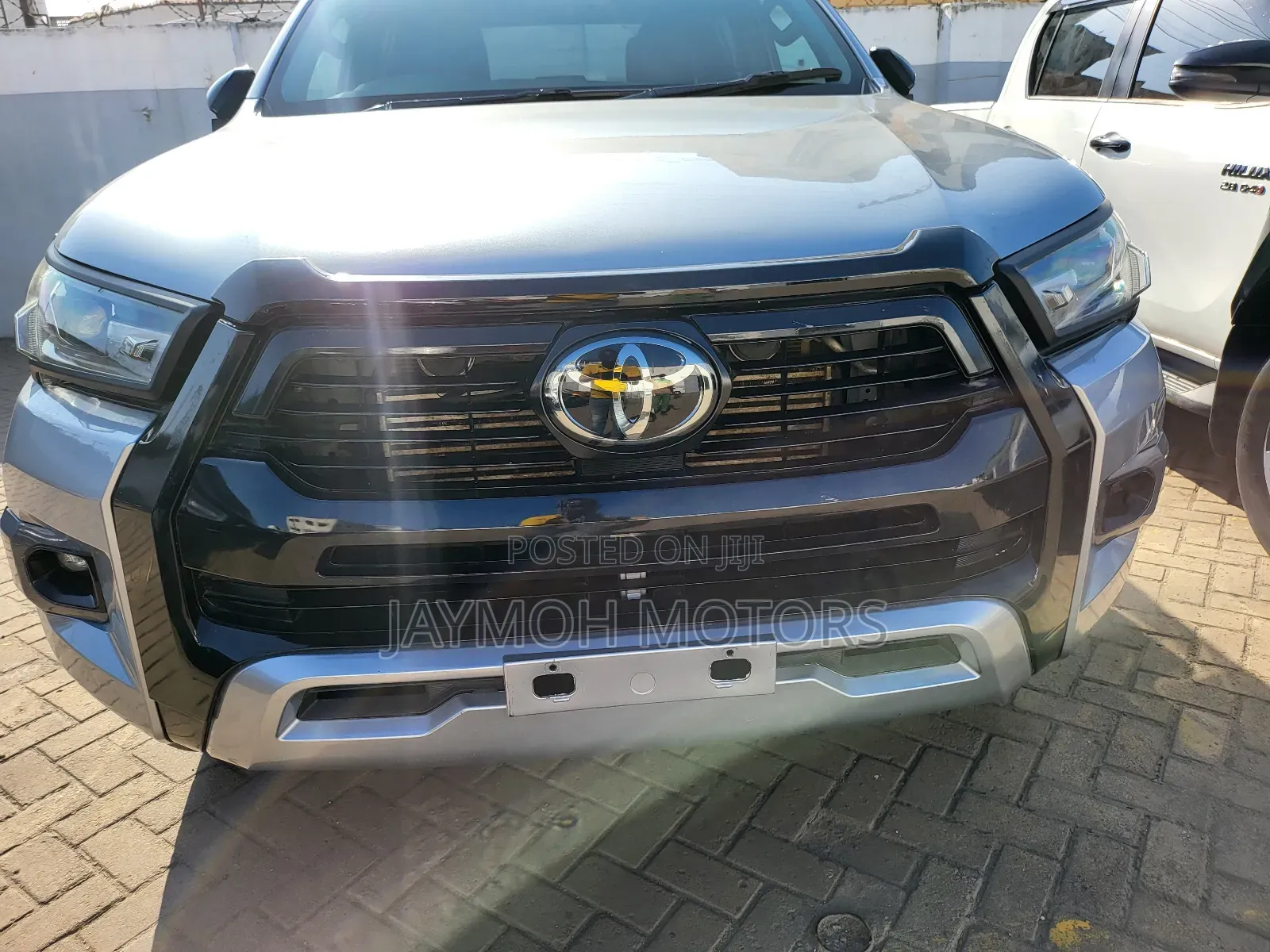 Toyota Hilux 2019 Silver