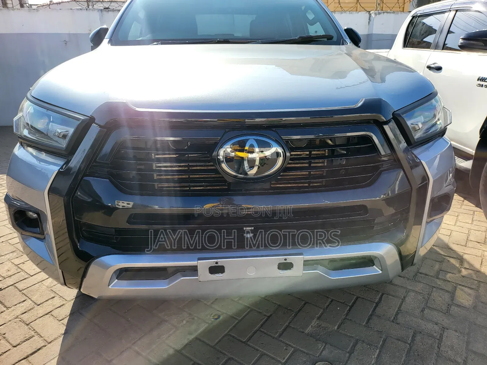 Toyota Hilux 2019 Silver