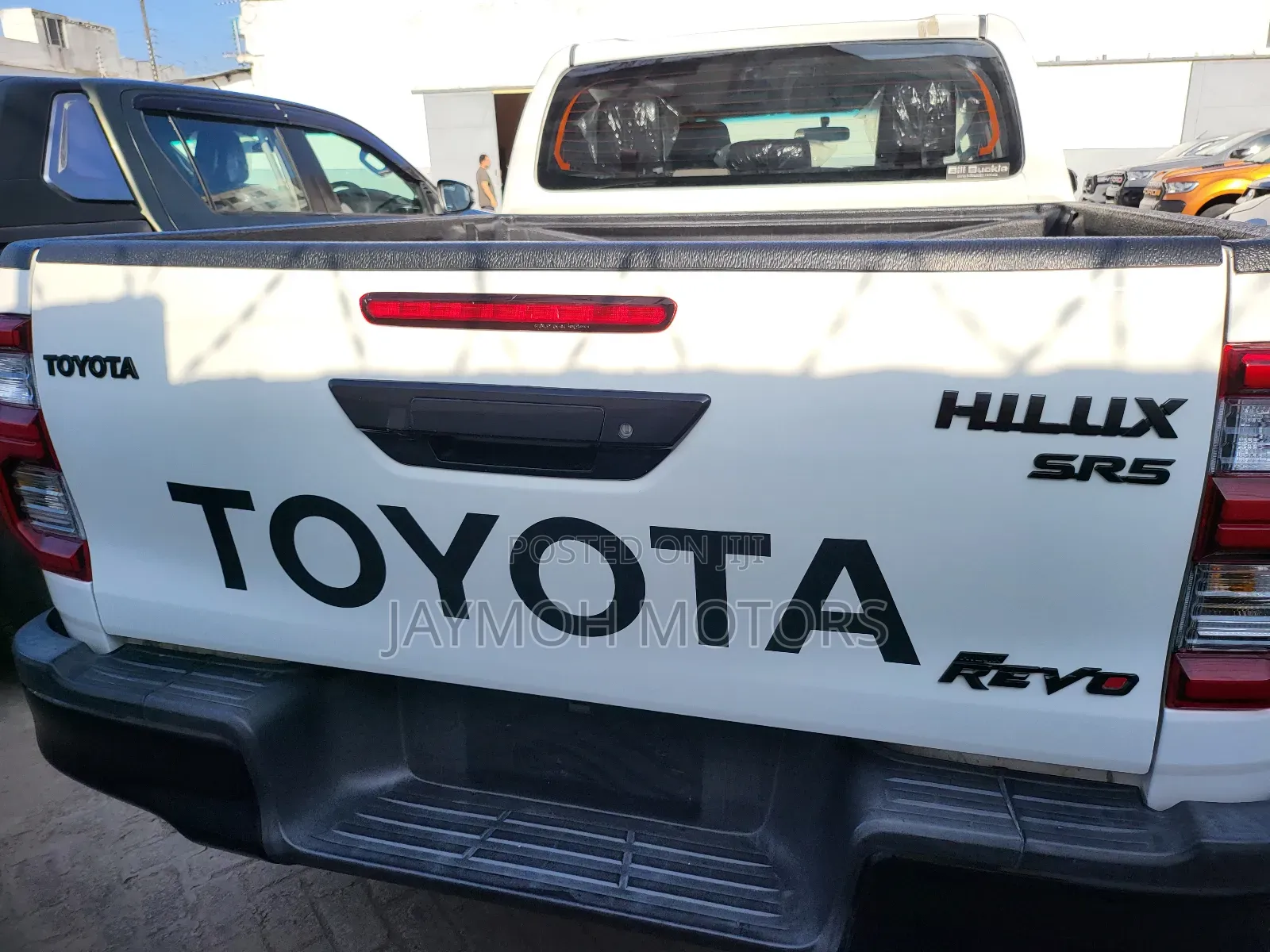 Toyota Hilux 2019 Silver