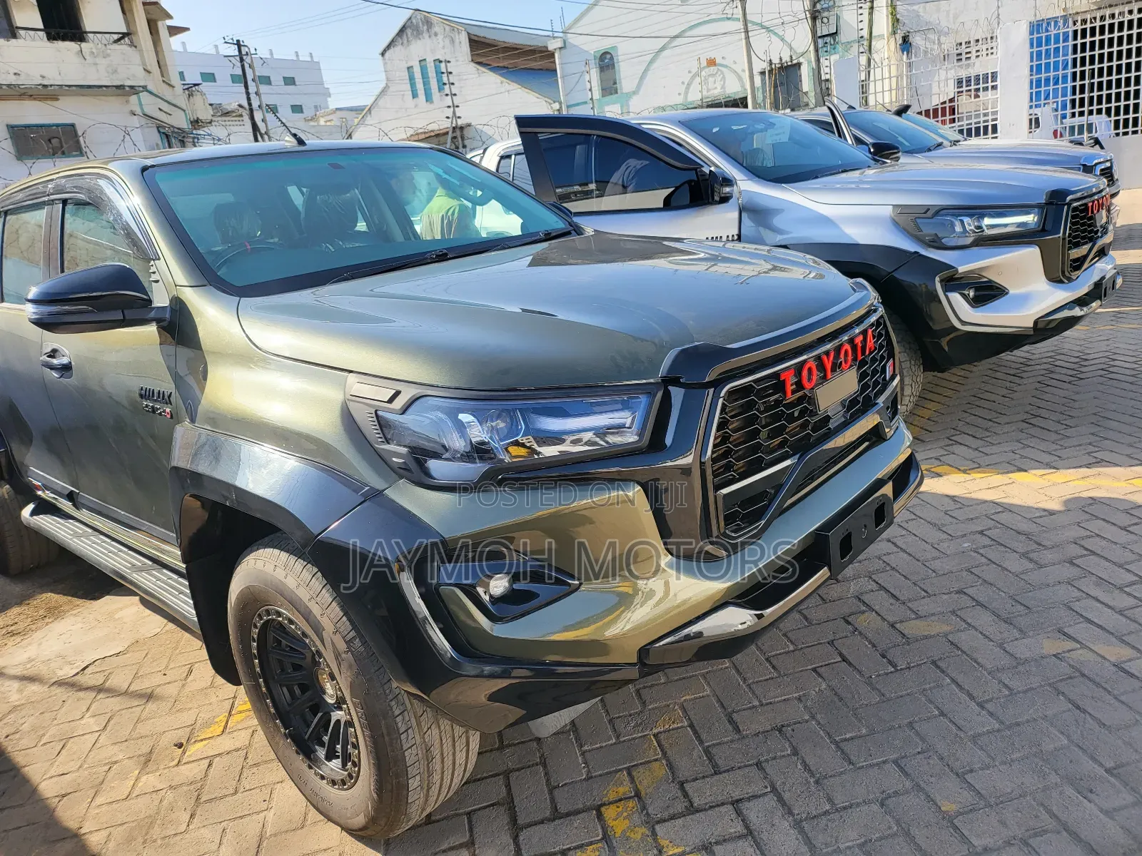 Toyota Hilux 2019 Green
