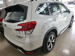 Subaru Forester 2019 White