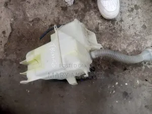 Toyota Vanguard Washer Bottle at Ksh.8000