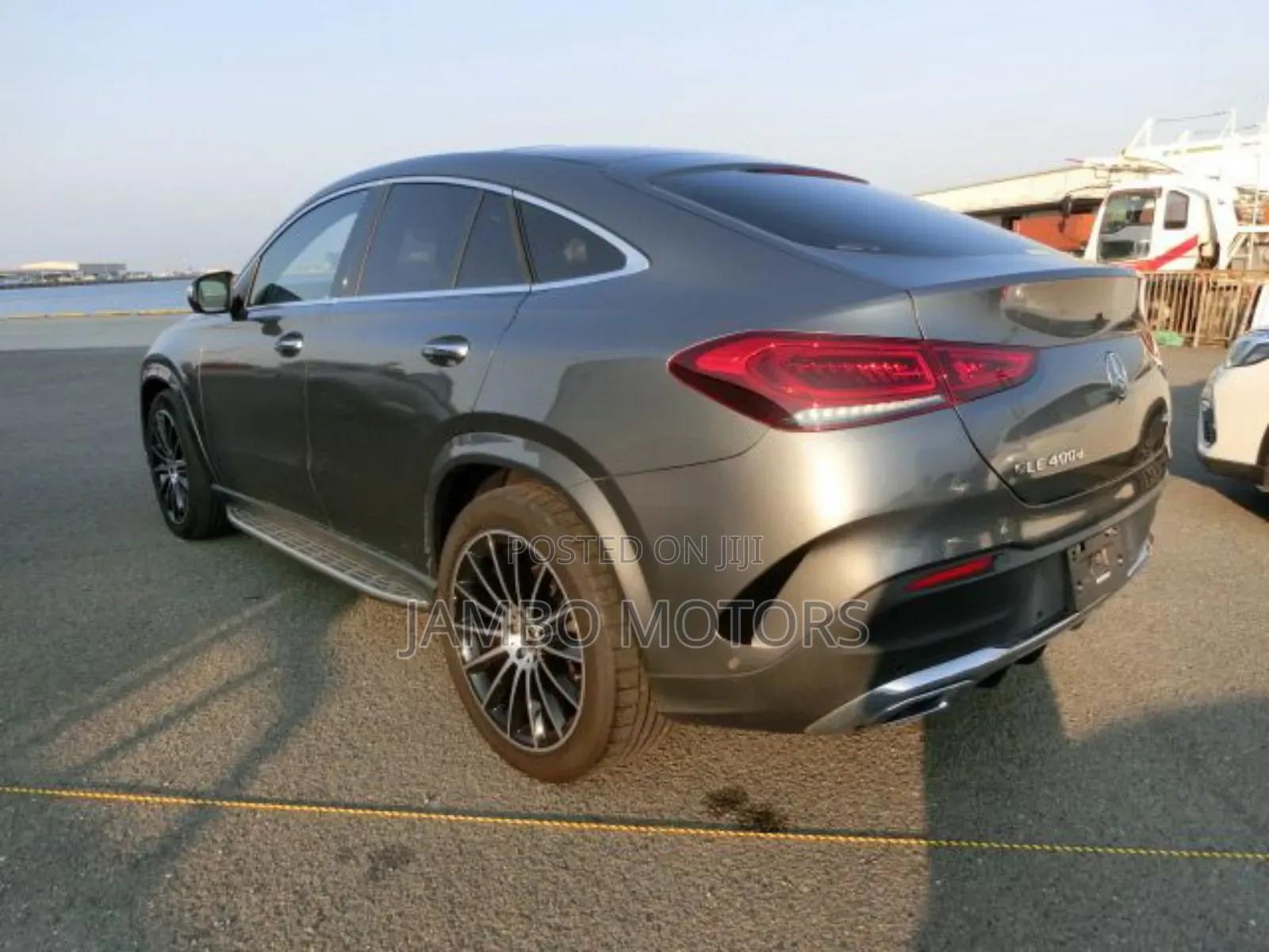 Mercedes-Benz GLE-Class GLE 400d 4MATIC 2021 Gray