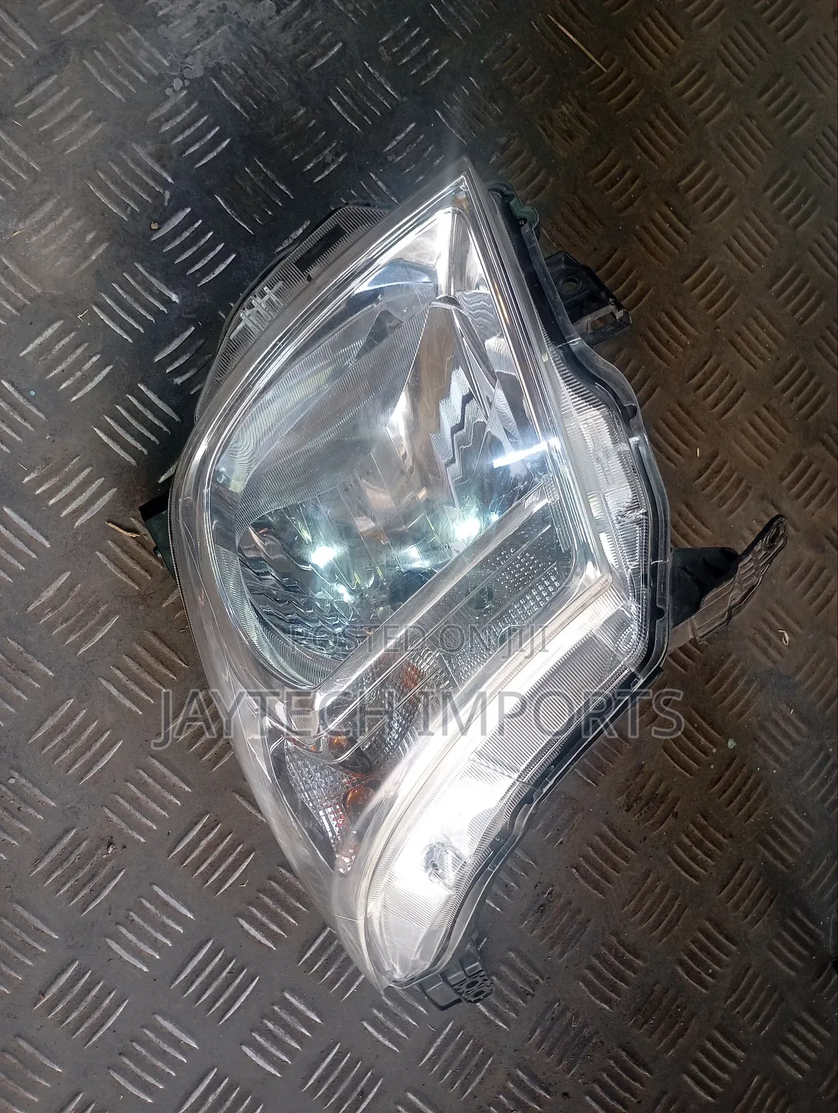 Wagon R Headlight LHS