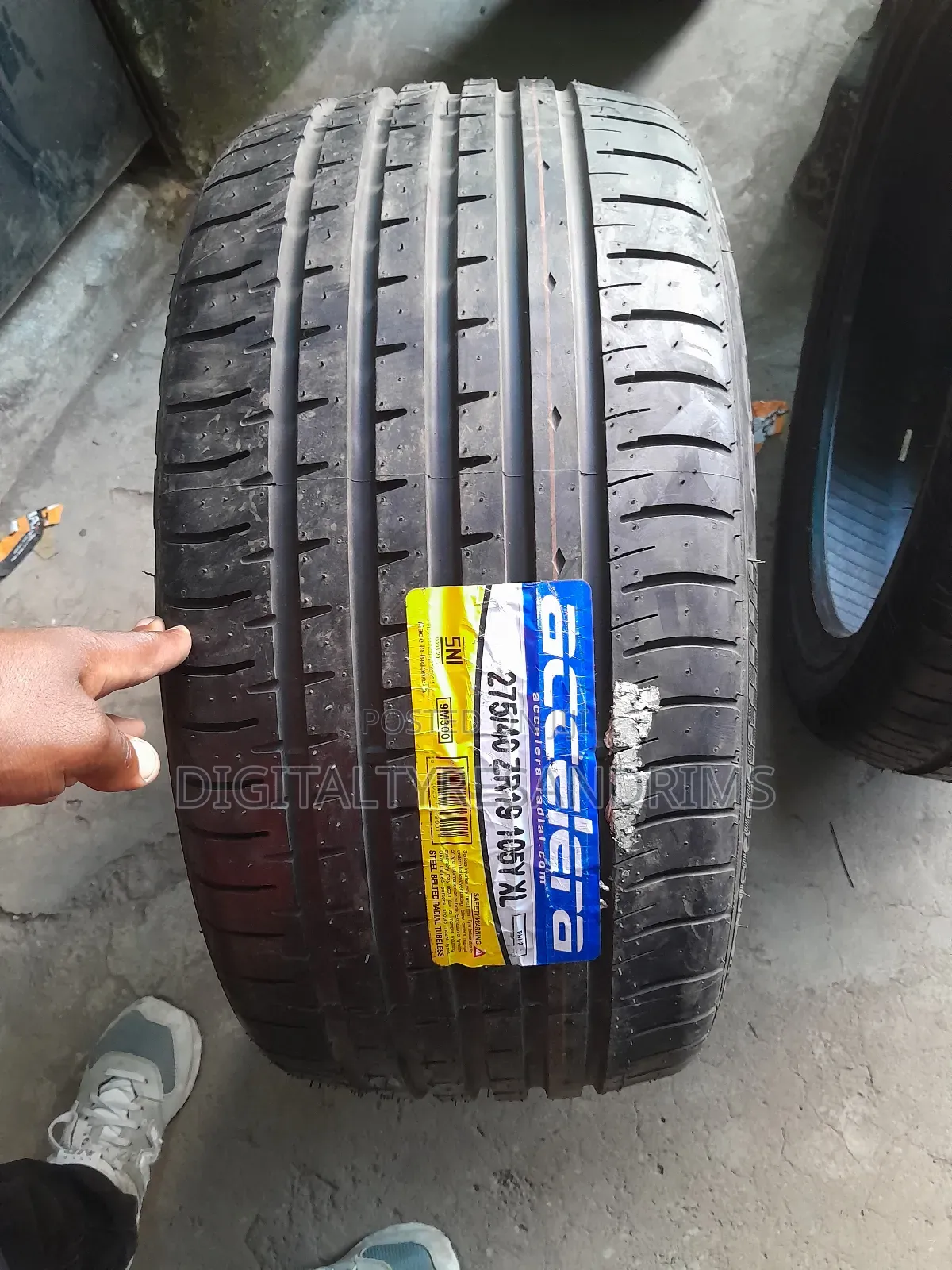 275/40r19 Accelera Tyres Made in Indonesia Brand New