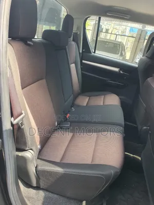 Toyota Hilux 2020 Black