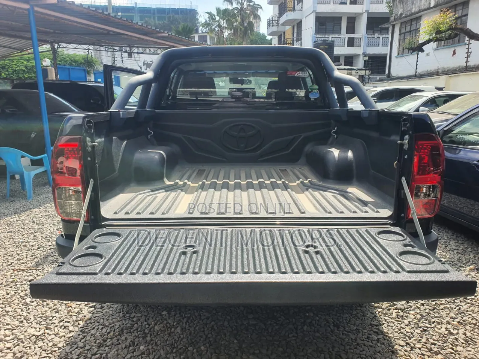 Toyota Hilux 2020 Black