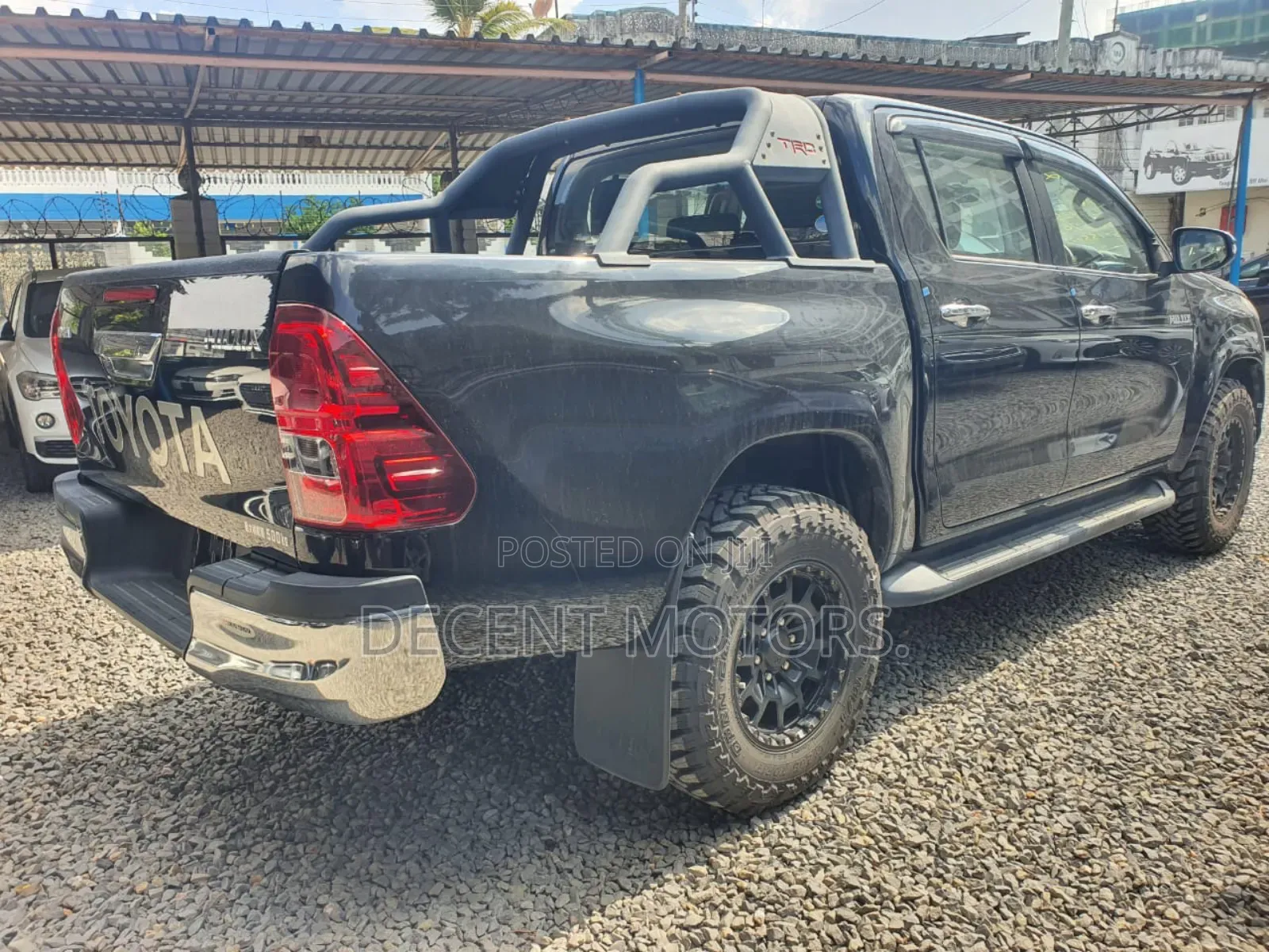 Toyota Hilux 2020 Black