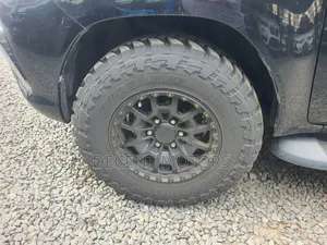 Toyota Hilux Revo Double Cab Deisel 2.4 RWD 2018 Black