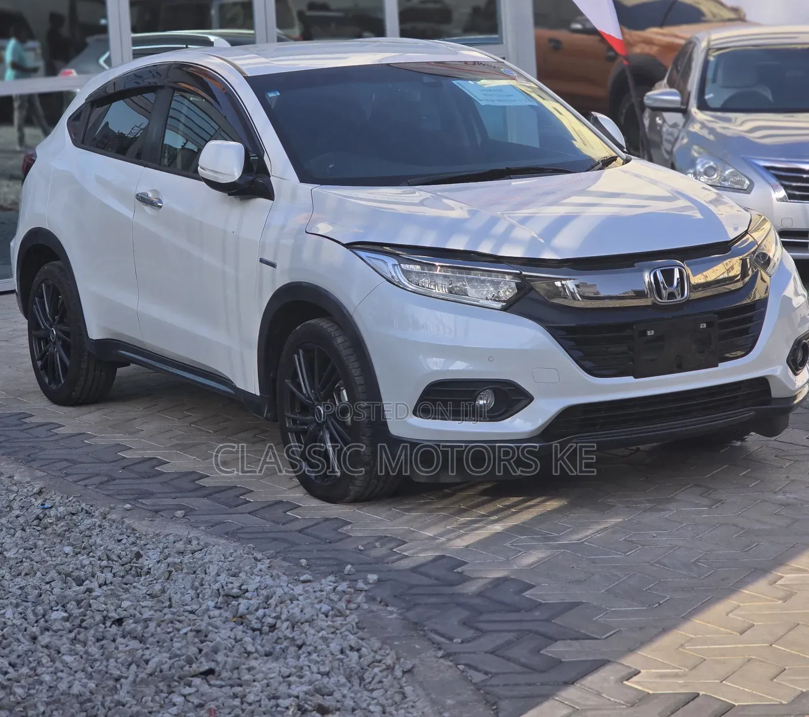 Honda Vezel 1.5 Hybrid 2WD 2018 White