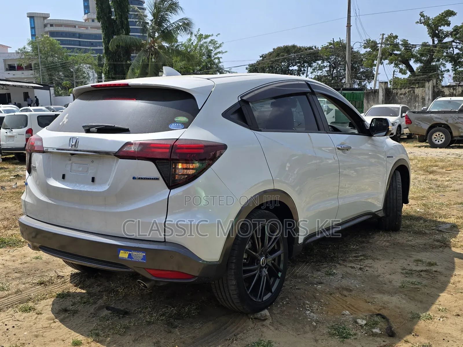 Honda Vezel 1.5 Hybrid 2WD 2018 White