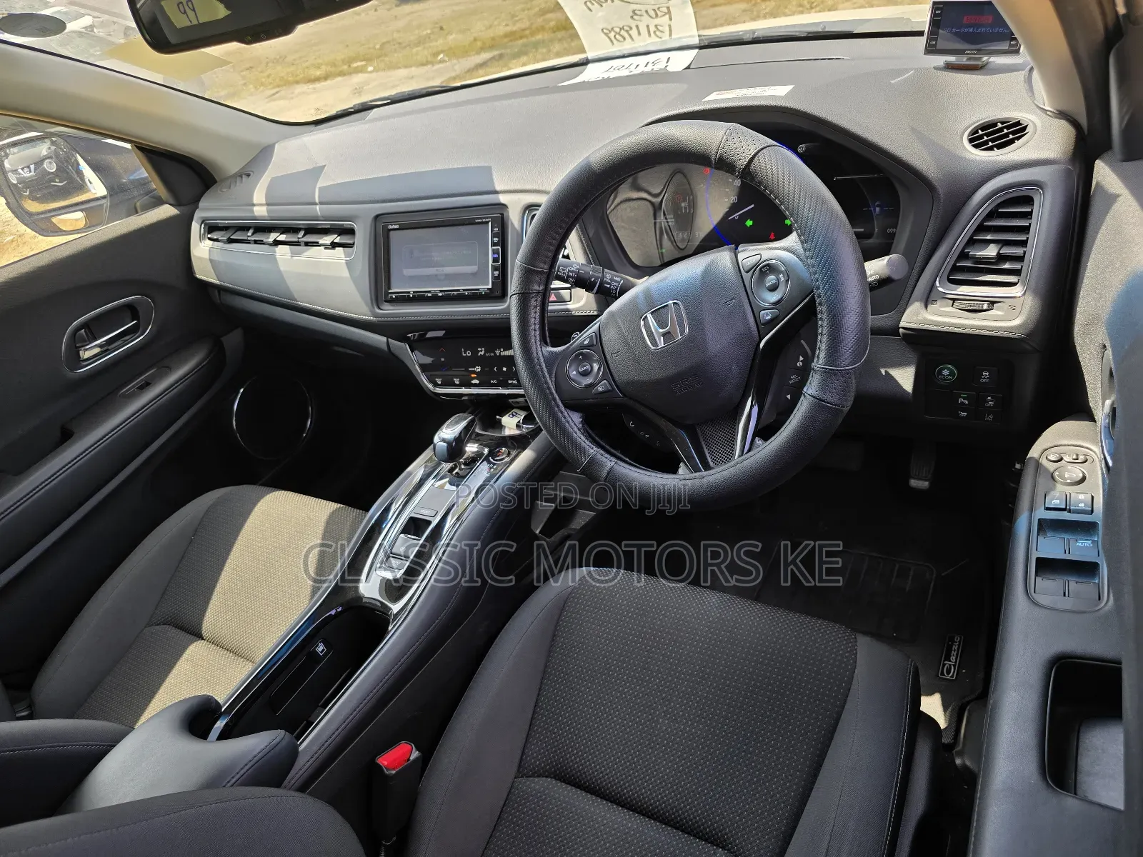 Honda Vezel 1.5 Hybrid 2WD 2018 White