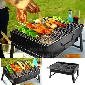 Foldable Charcoal Berbecue Grill (Home/Camping) - thumbnail 2
