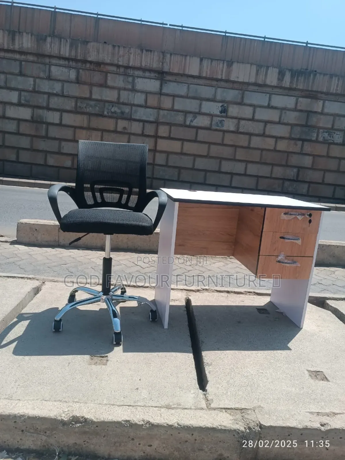 Top Quality 0.9m Office Desk With Mesh Chair Bm6yf