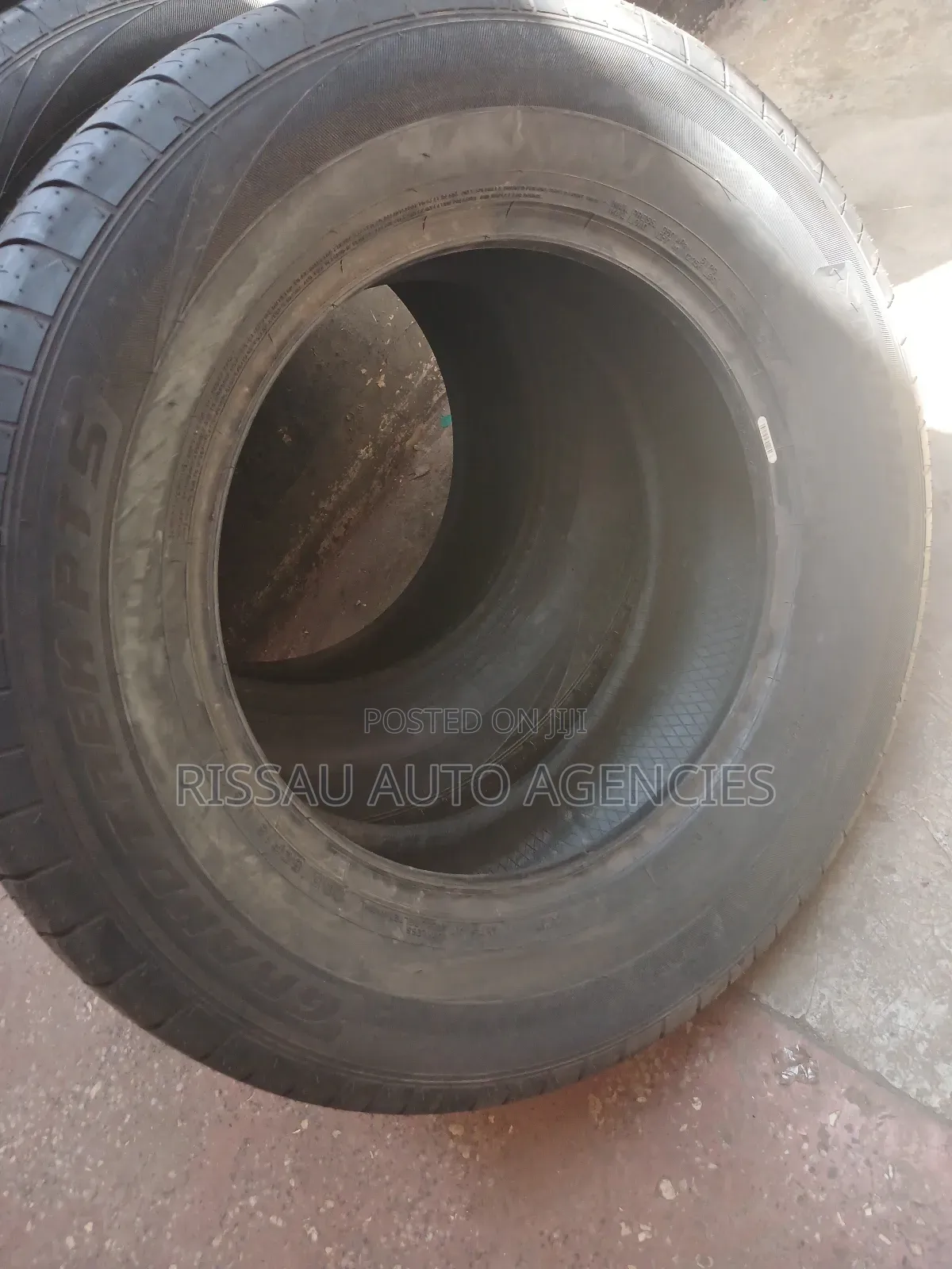 285/60 R 18 Dunlop Tyres Made in Japan