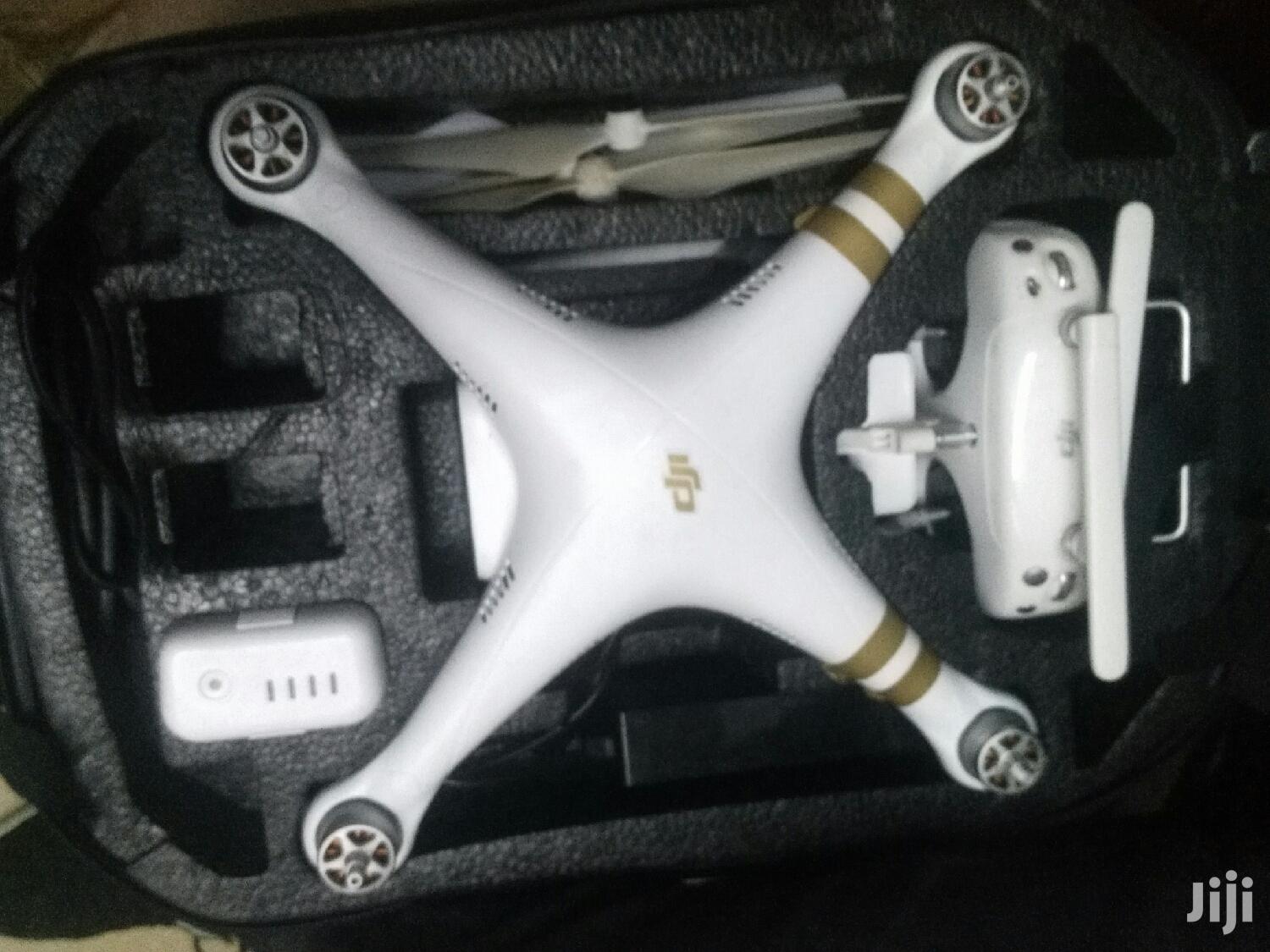Phantom 3 Professional Drone With 4k Videos