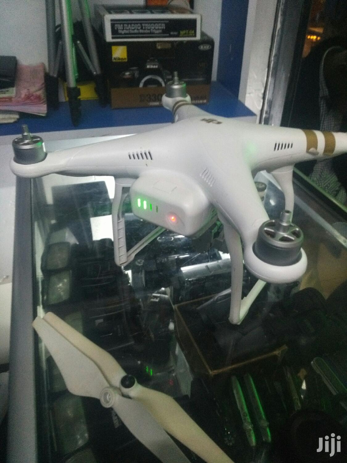 Phantom 3 Professional Drone With 4k Videos